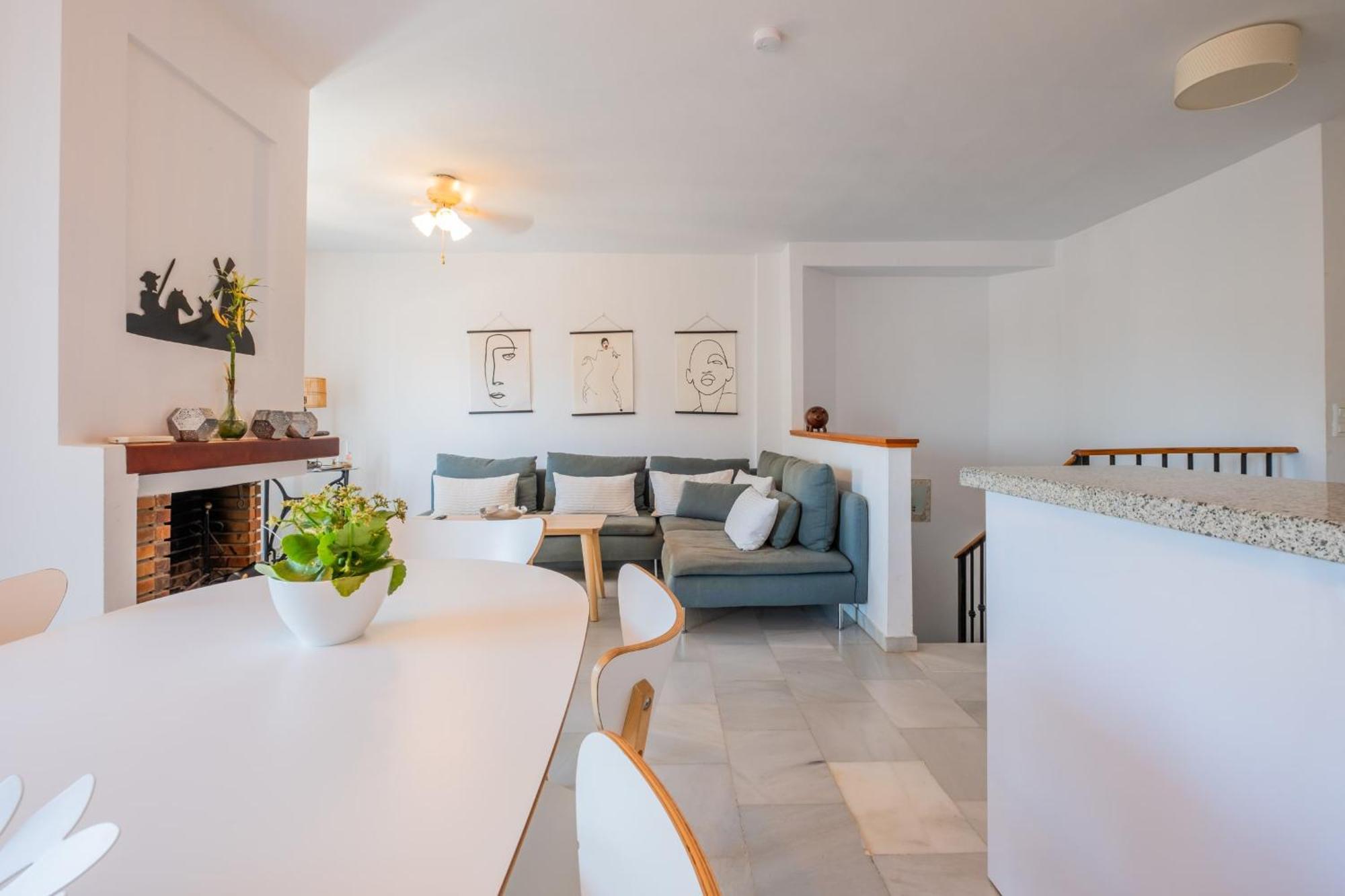 Aljamar 24 Comfortable House Near Burriana Beach Nerja Bagian luar foto