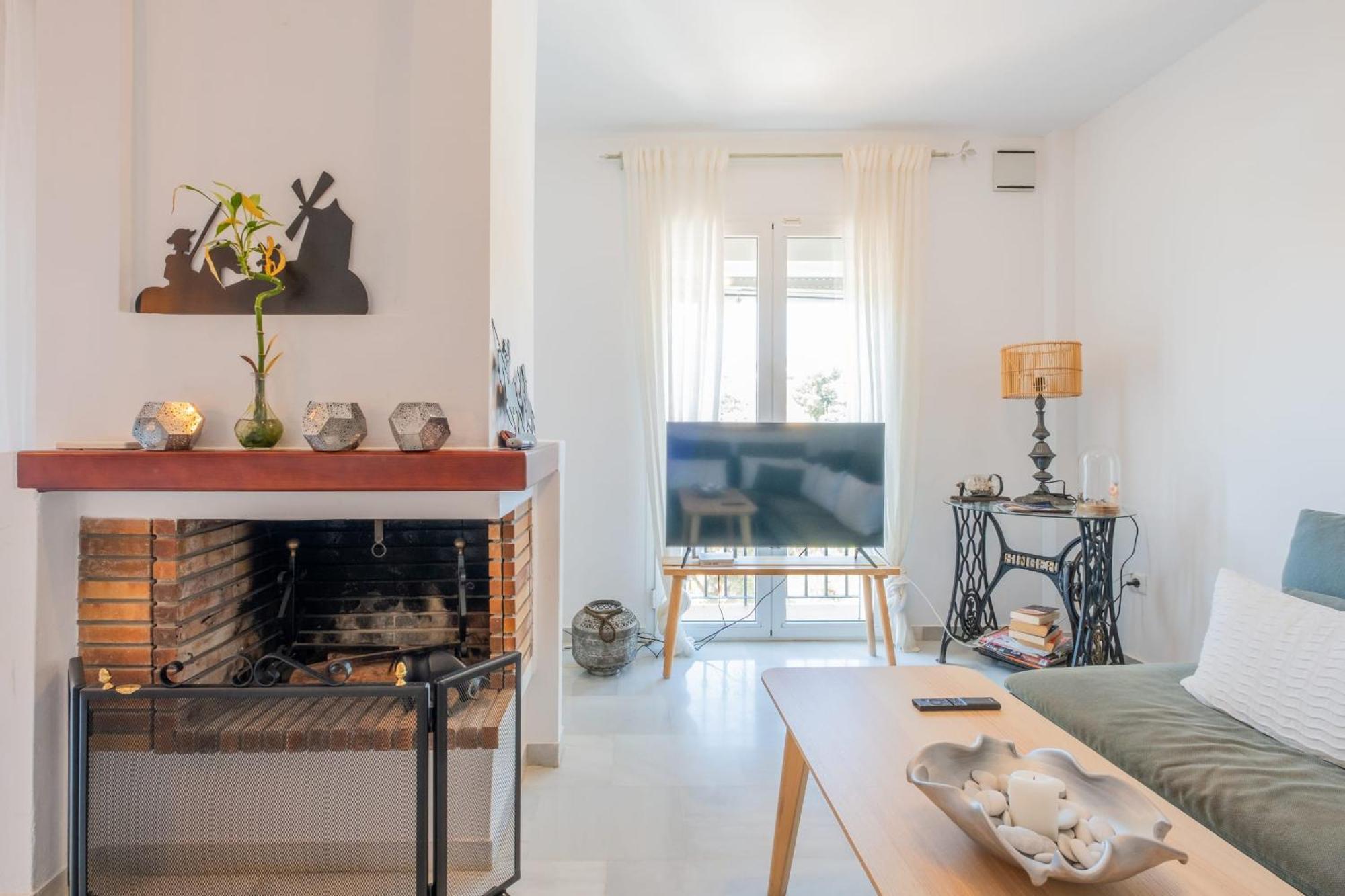 Aljamar 24 Comfortable House Near Burriana Beach Nerja Bagian luar foto
