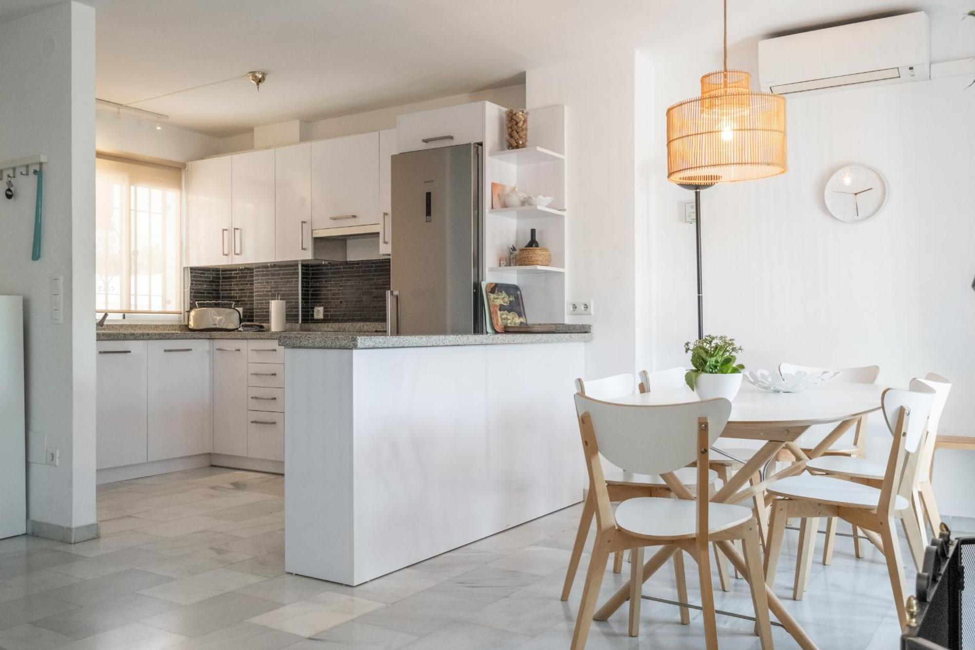 Aljamar 24 Comfortable House Near Burriana Beach Nerja Bagian luar foto